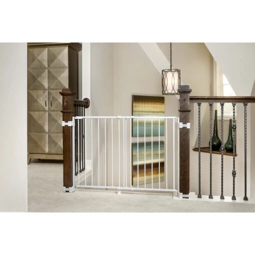 Regalo Pet Products Top Of Stairs Dog Gate -Dog Supplies 136795 MAIN. AC SS1800 V1569023954